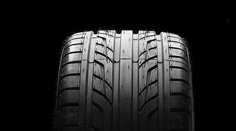 Profil de pneu en gros plan