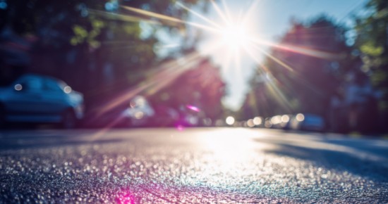 Voiture et canicule : ce que la chaleur change vraiment