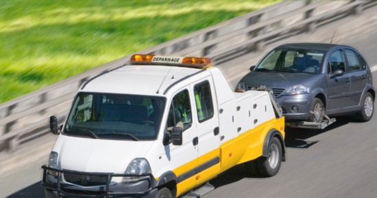 Crevaison sur autoroute : les bons réflexes pour rester en sécurité